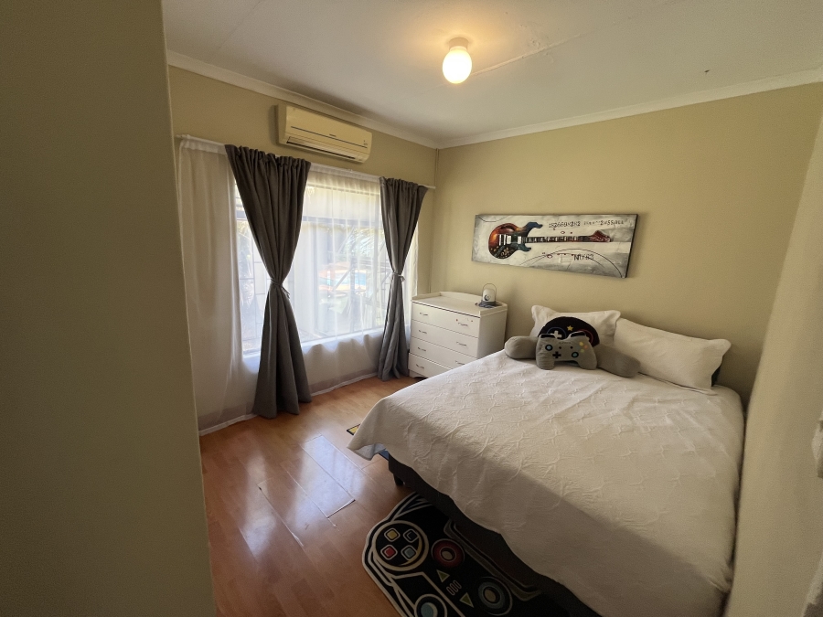 3 Bedroom Property for Sale in Safari Gardens North West